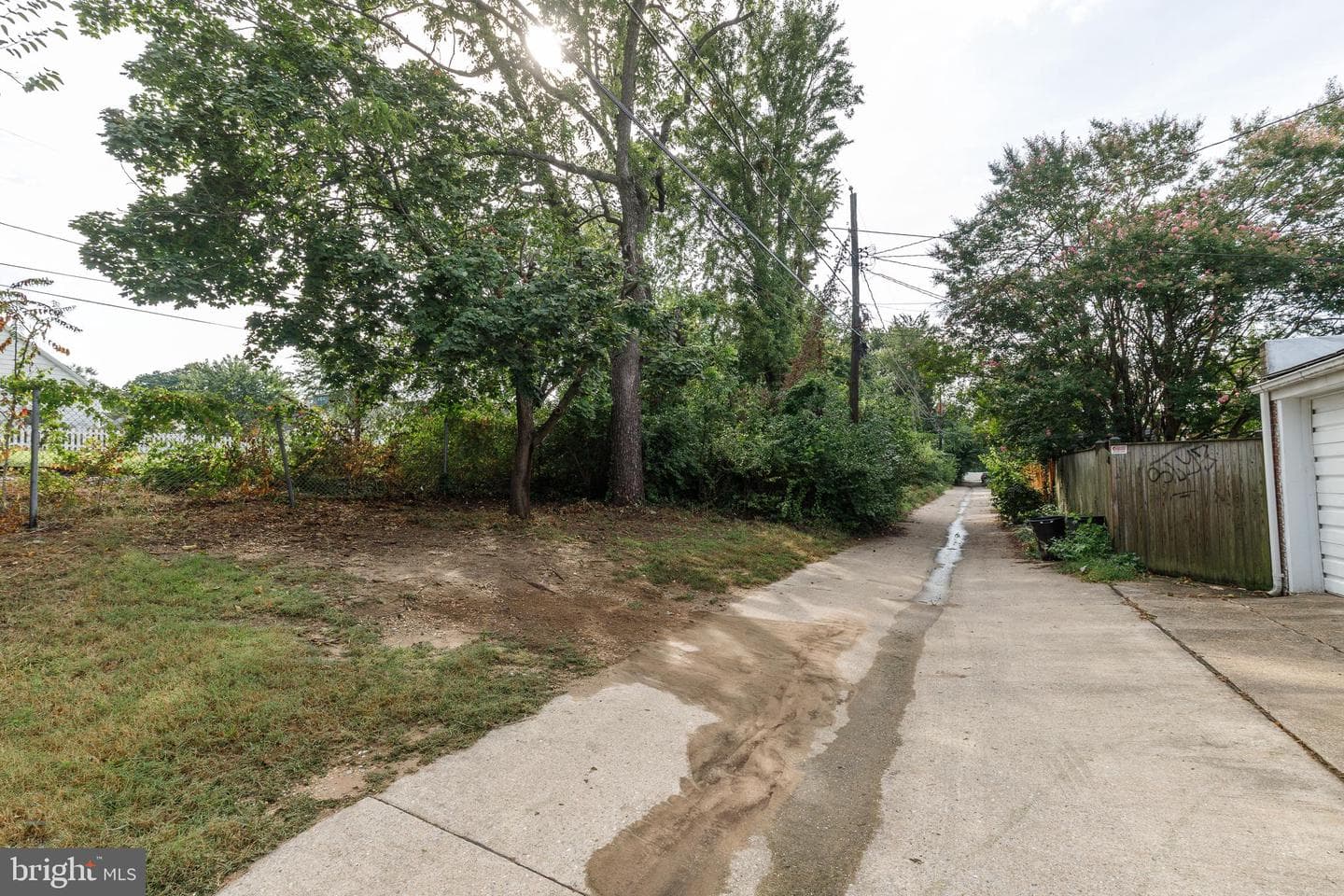 2471 Fairway photo 32