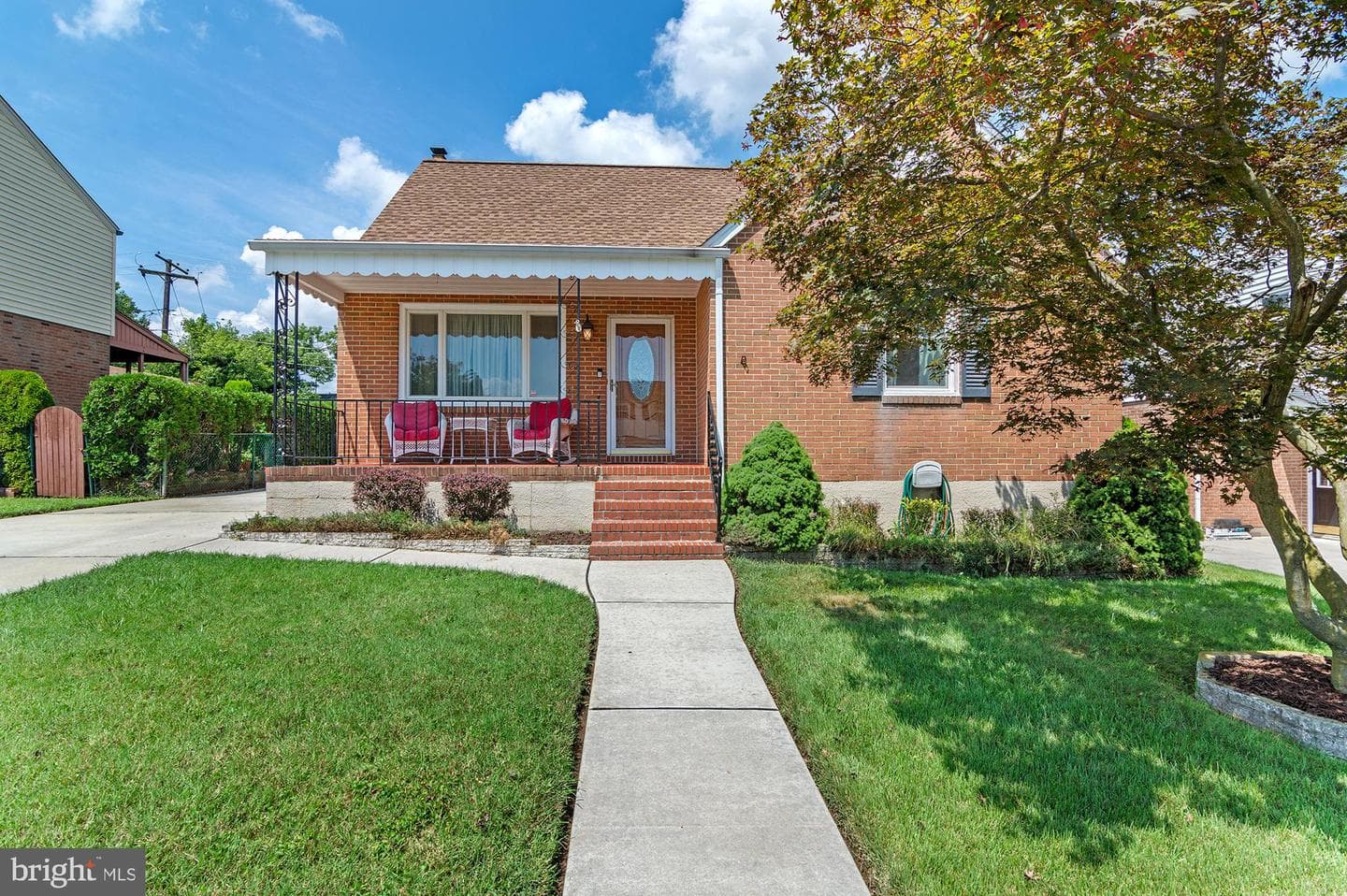 8020 Neighbors Avenue photo 41