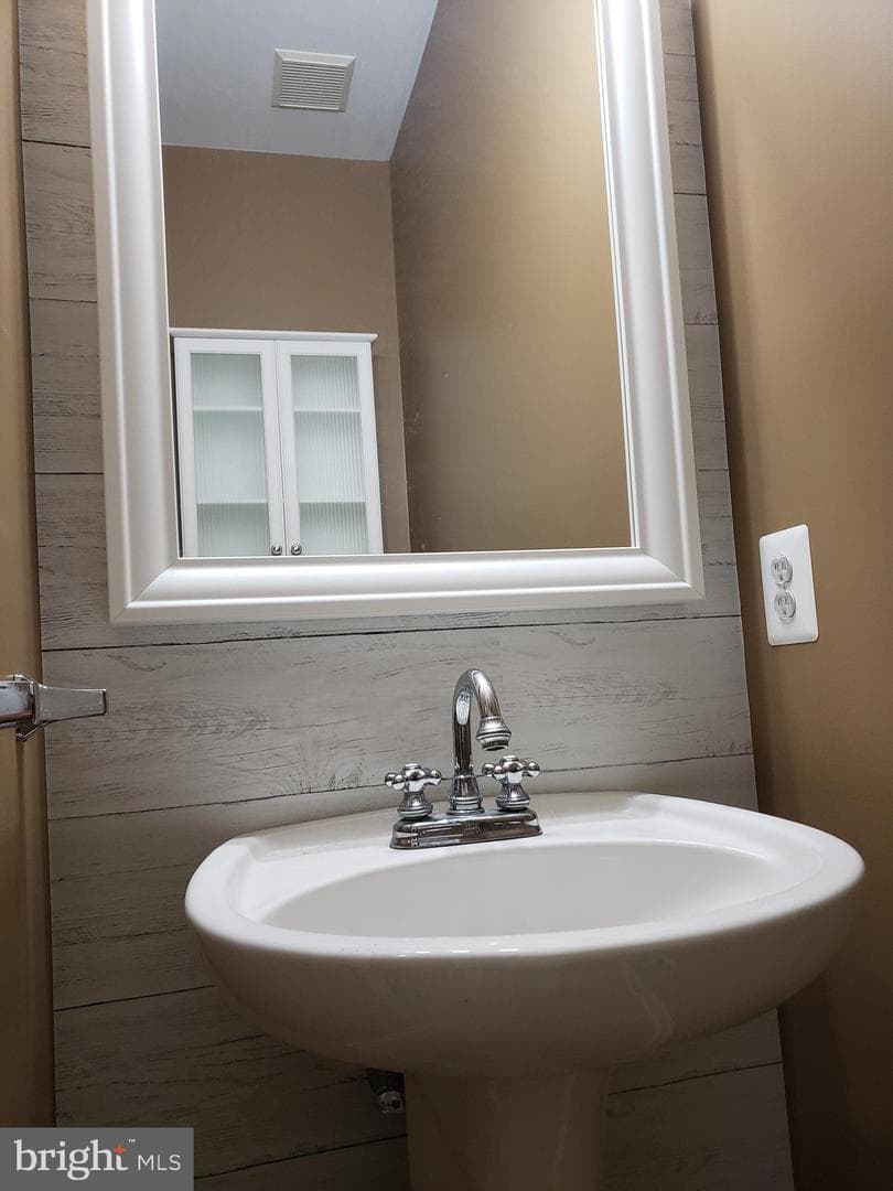 19 Perry Woods Court photo 4
