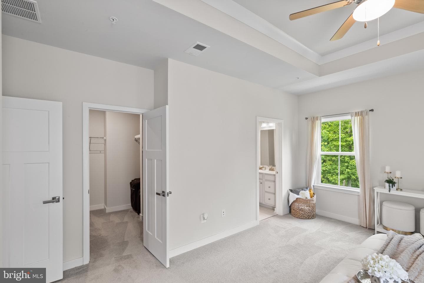 561 Katherine Avenue photo 12
