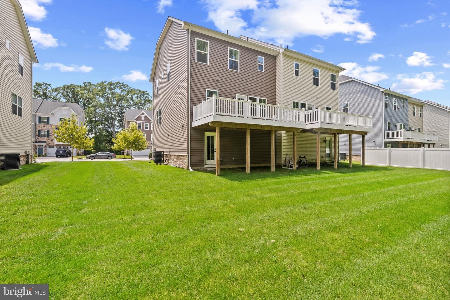 561 Katherine Avenue photo 31