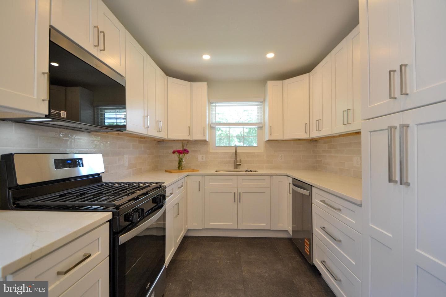 130 Chargeur Road photo 4