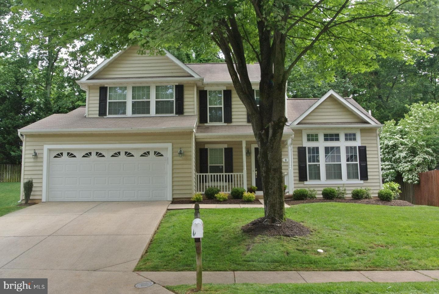 8 Farnham Way photo 48