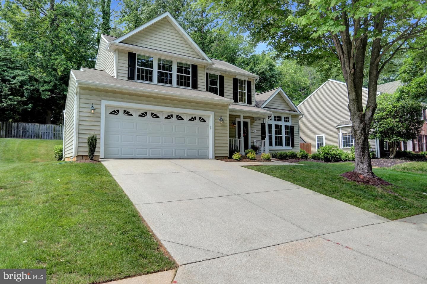 8 Farnham Way photo 51