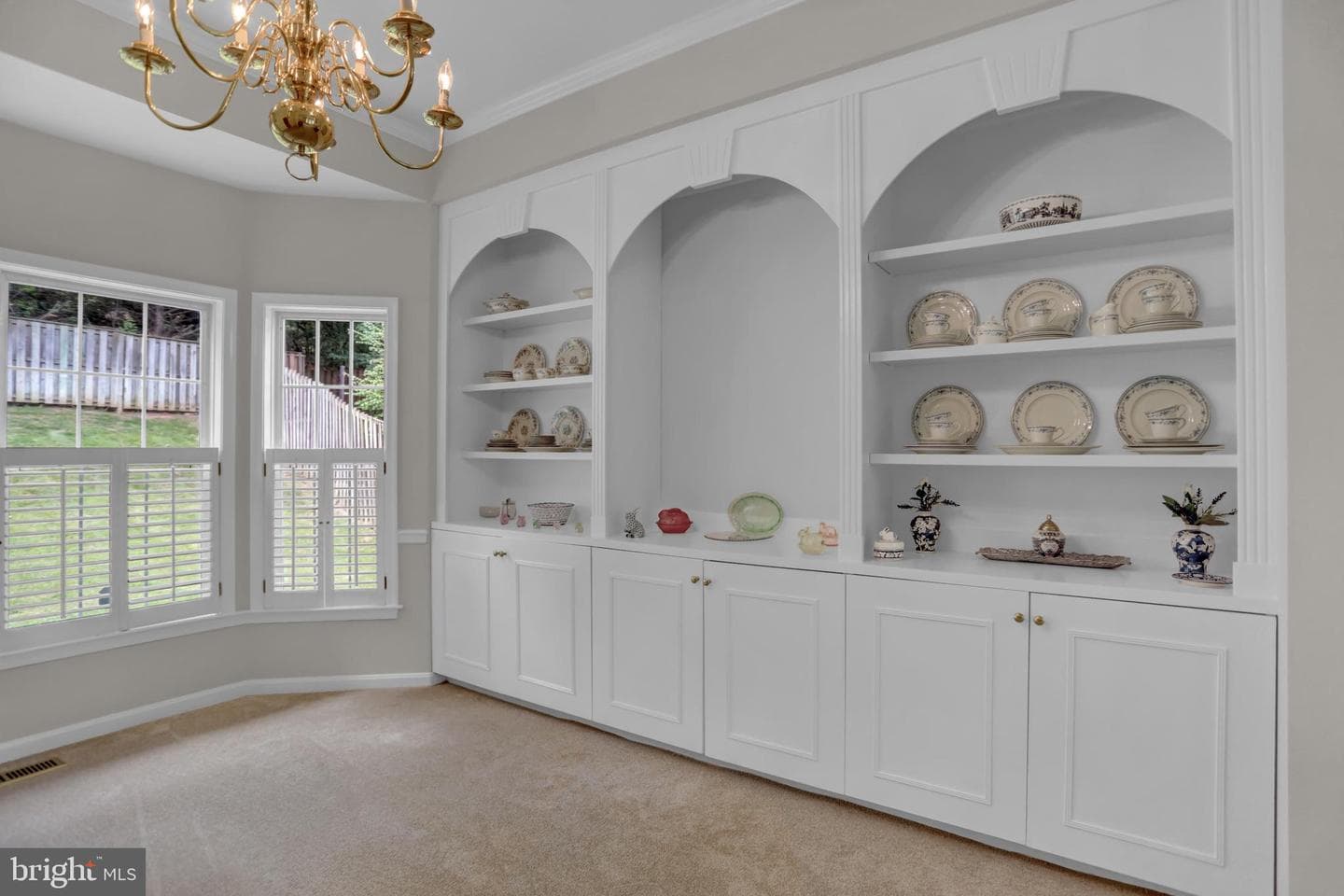 8 Farnham Way photo 7