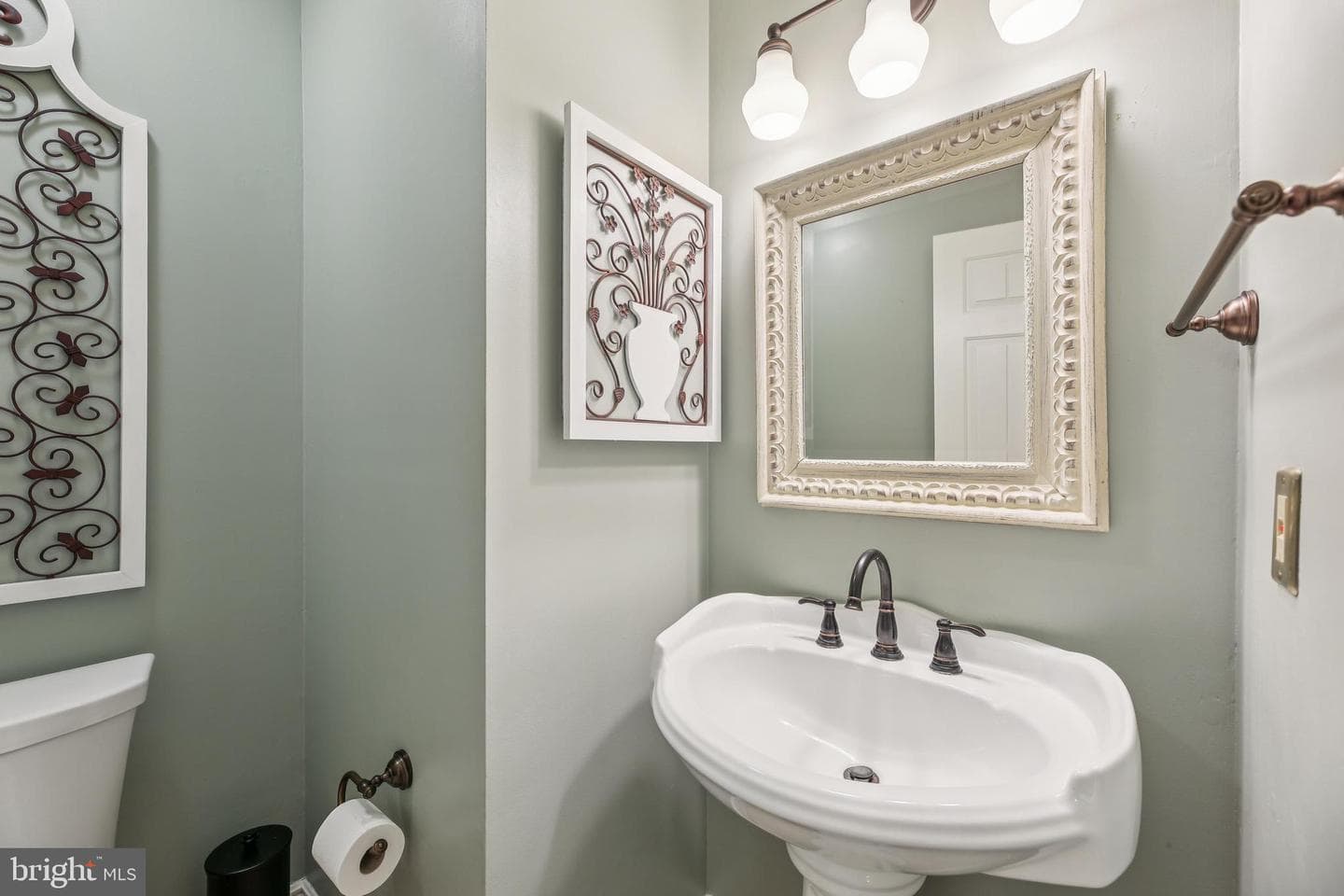 10 Glencoe Manor Court photo 32
