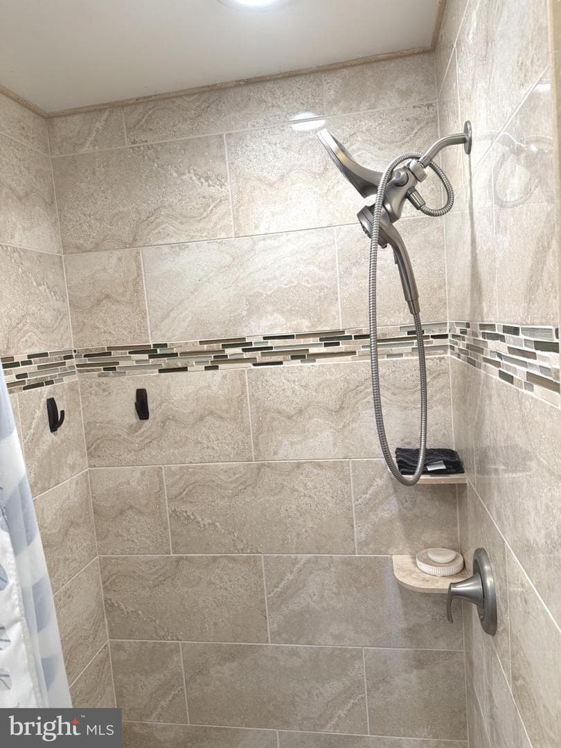 154 Kingston Park Lane photo 26