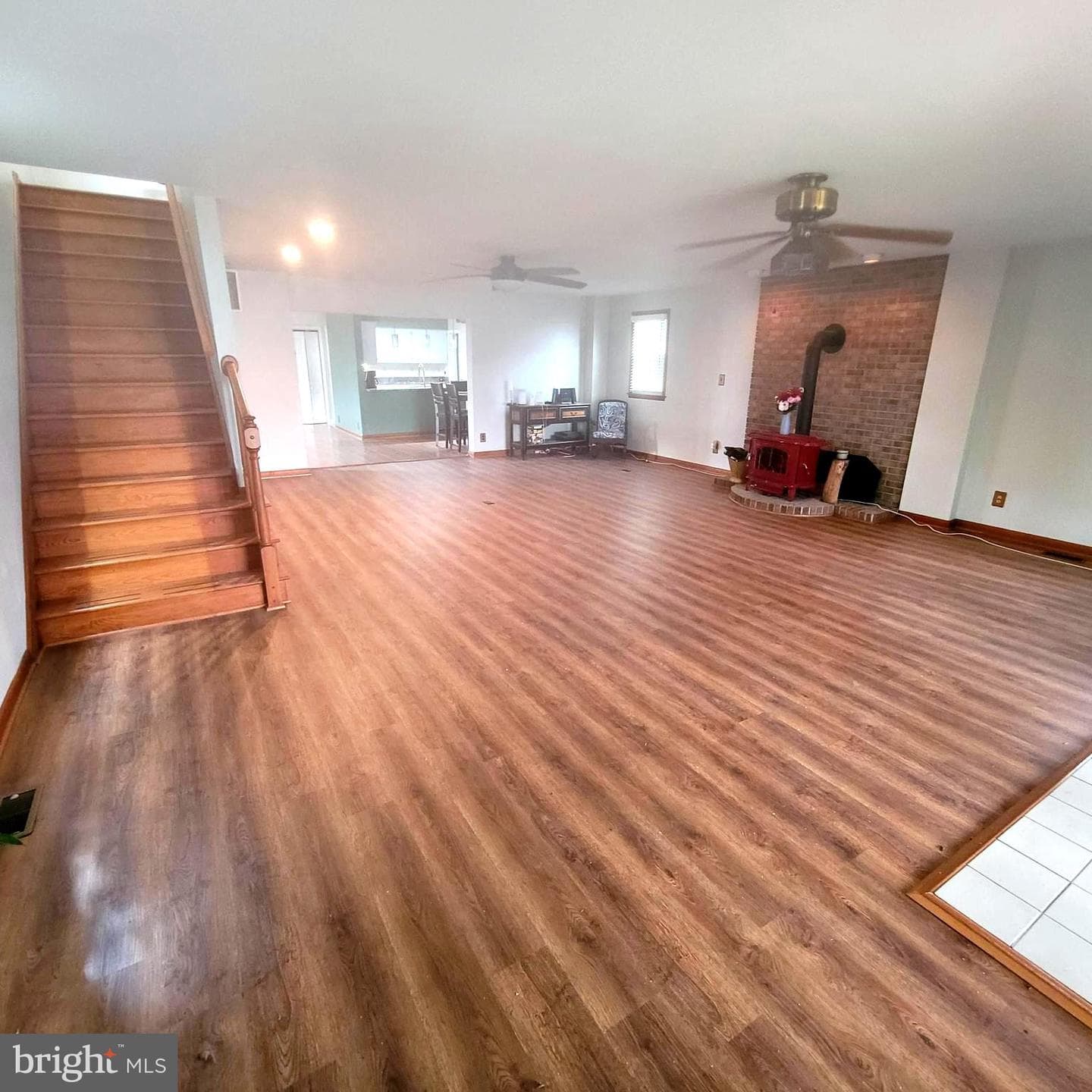 154 Kingston Park Lane photo 3
