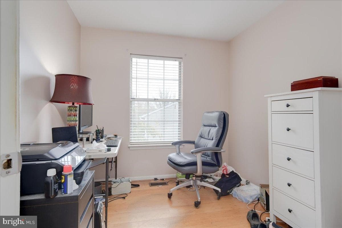 3915 Queens Lace Street photo 14