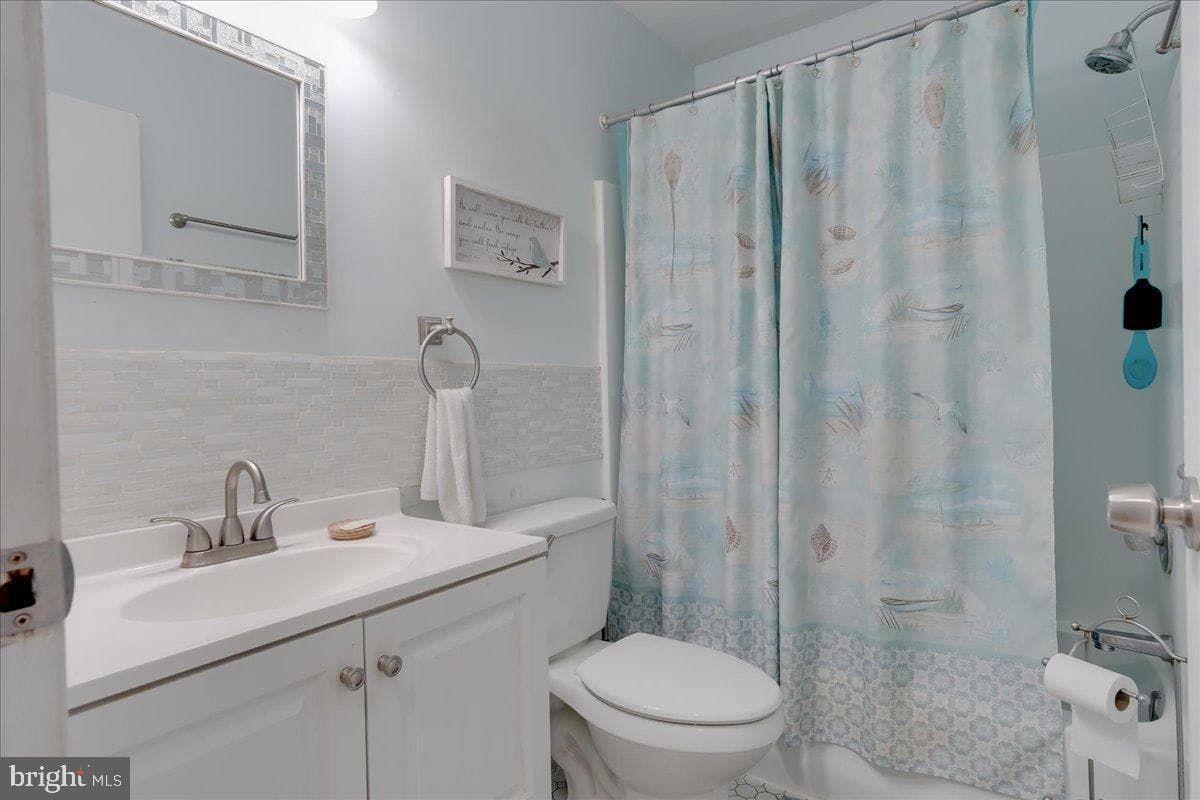 3915 Queens Lace Street photo 16