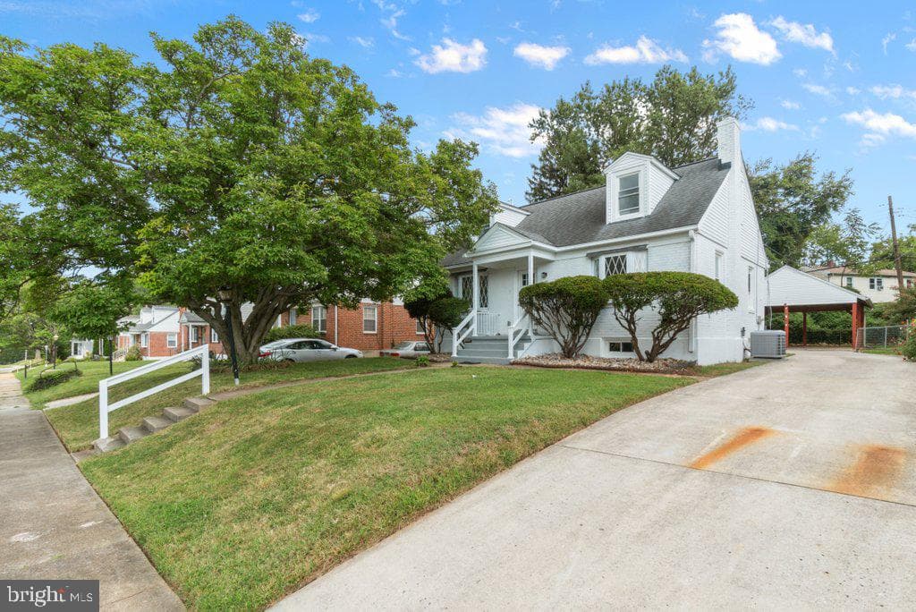 3491 Hillsmere Road photo 1
