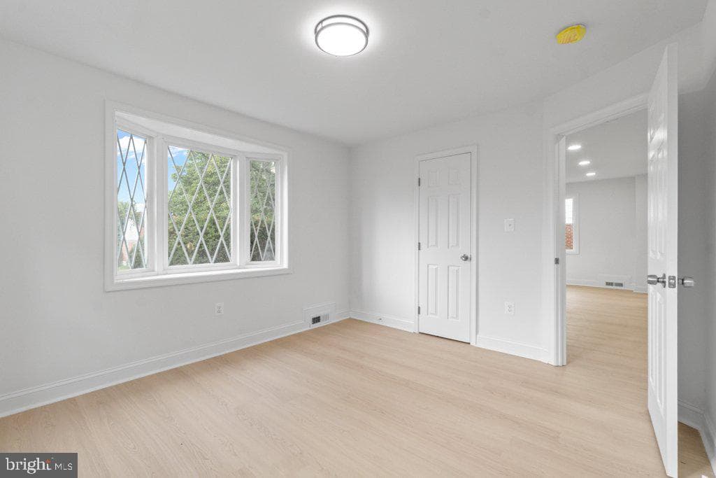3491 Hillsmere Road photo 16
