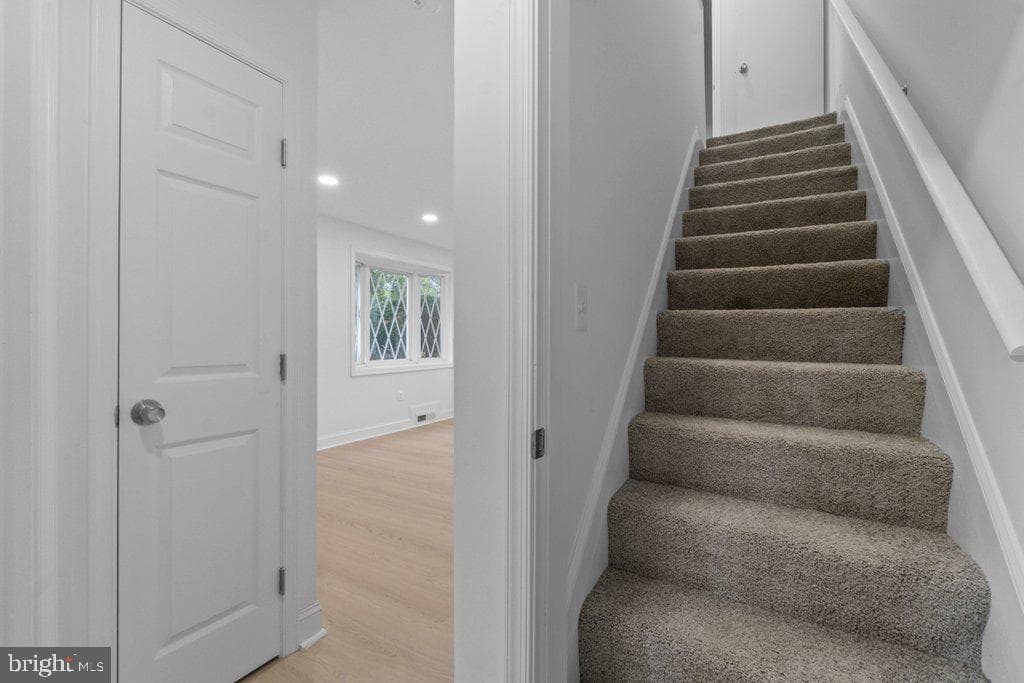 3491 Hillsmere Road photo 20