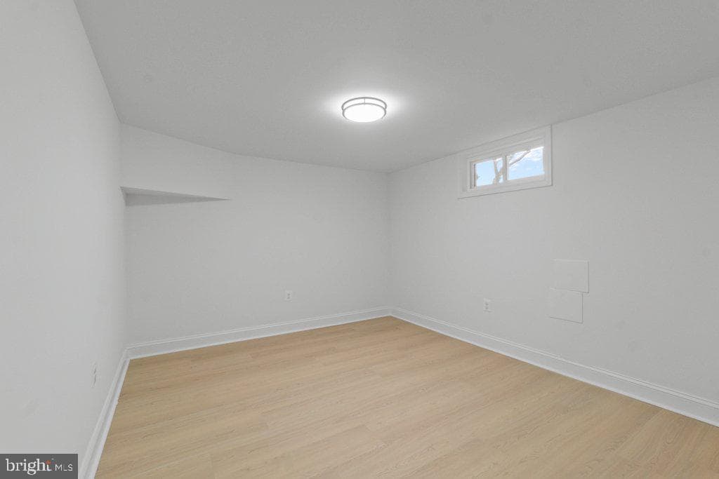 3491 Hillsmere Road photo 28
