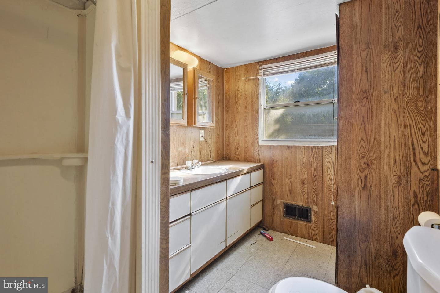 11624 Kelley Avenue photo 35