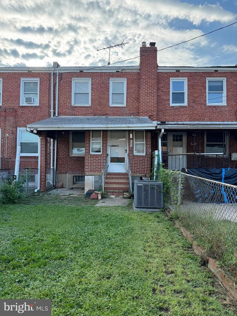 640 Aldworth Road photo 23