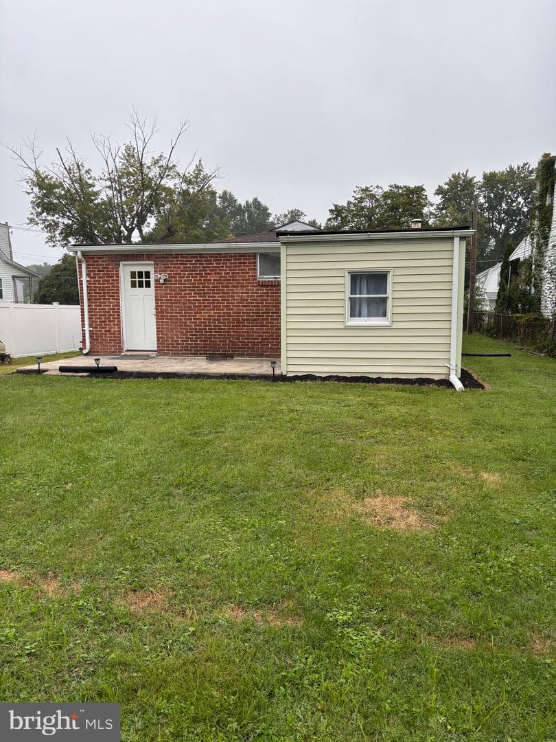 2321 Ellen Avenue photo 7