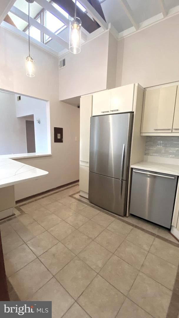 13 Suntop Court #302 photo 12