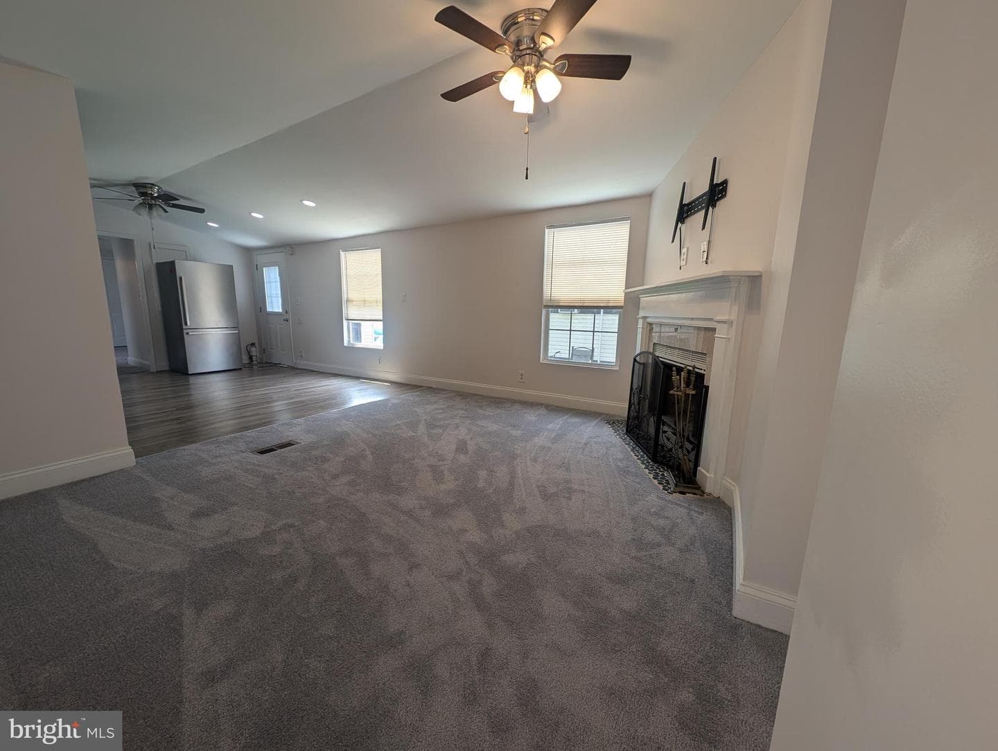 715 Gregwood Ct photo 2