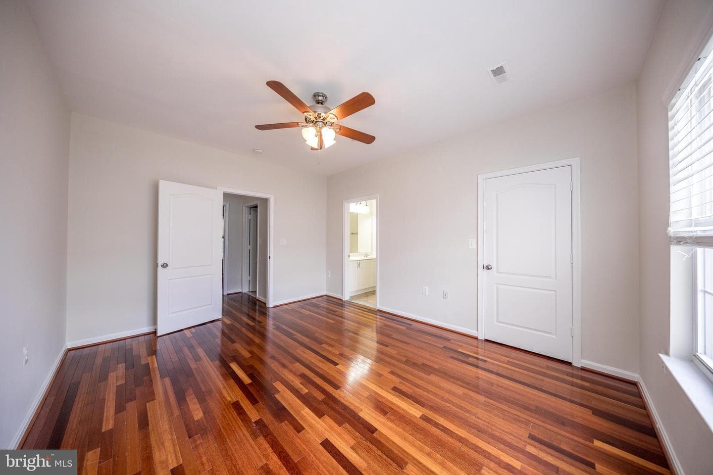 537 Ensemble Court #537 photo 19