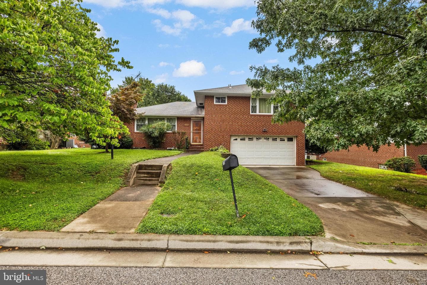 1304 Heather Hill Road
