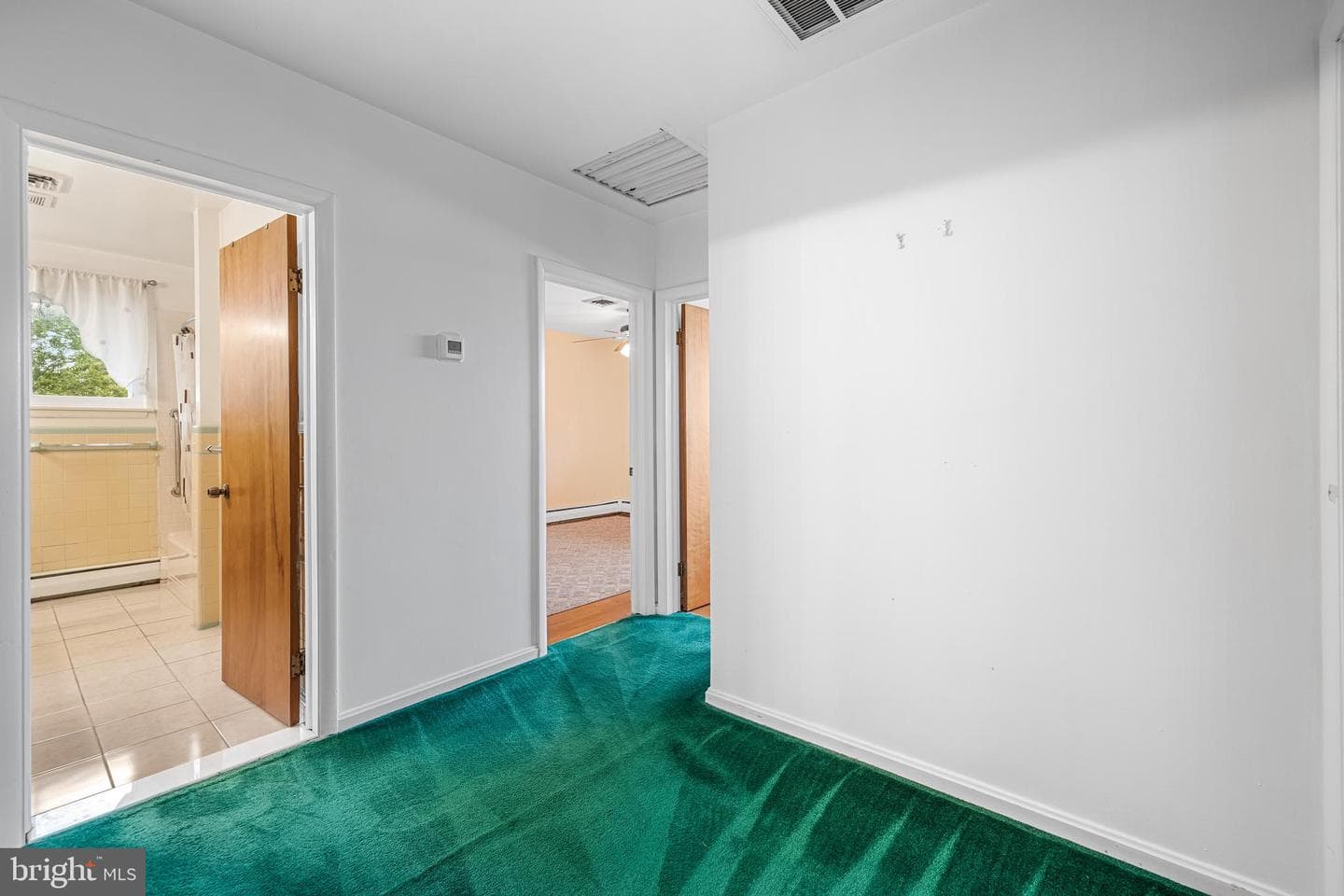 1304 Heather Hill Road photo 18