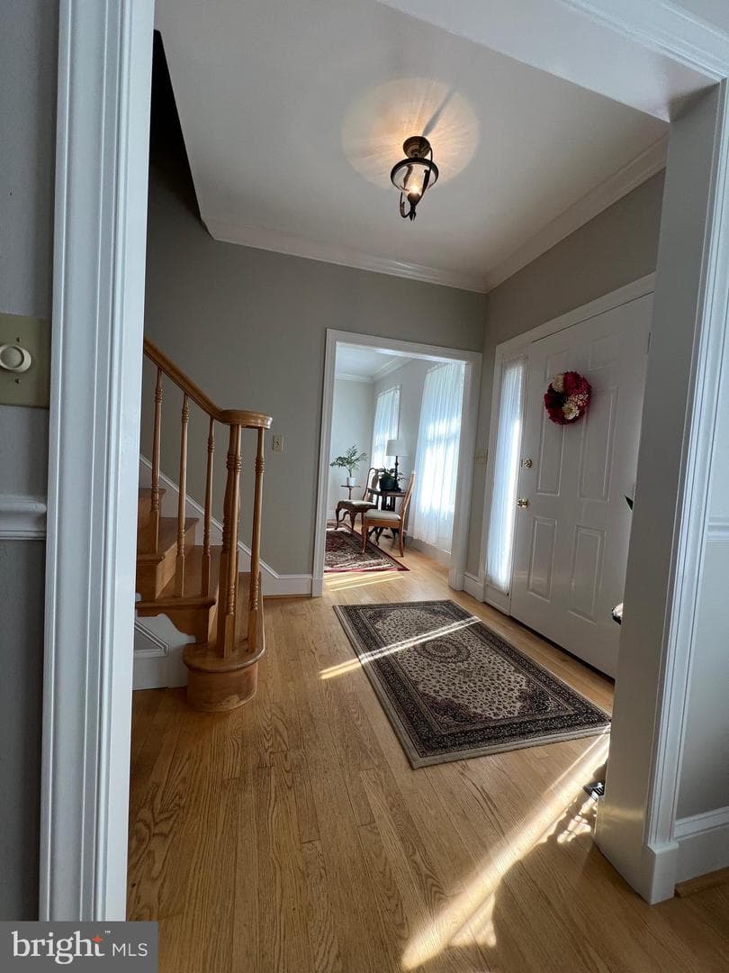 6018 Altamont Place photo 9
