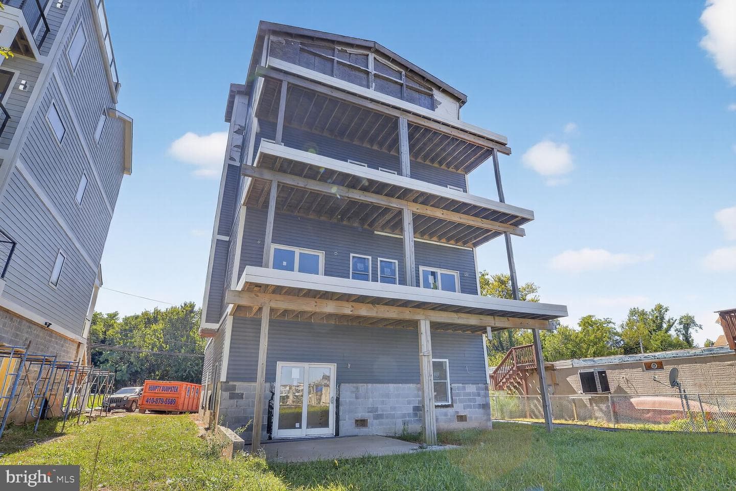 2710 6th Street photo 12