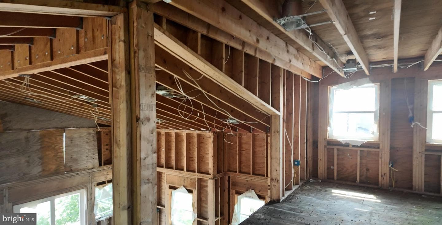 2710 6th Street photo 15