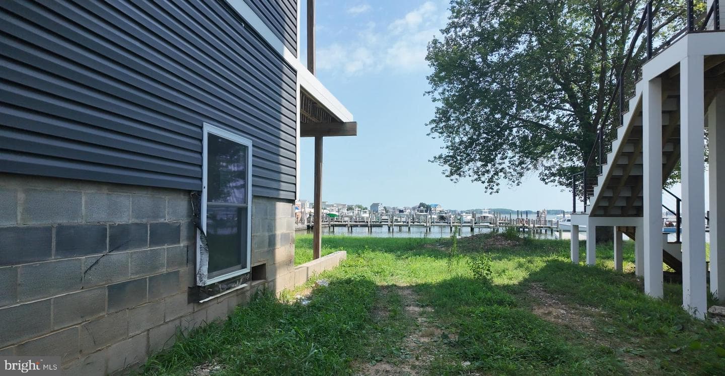 2710 6th Street photo 25