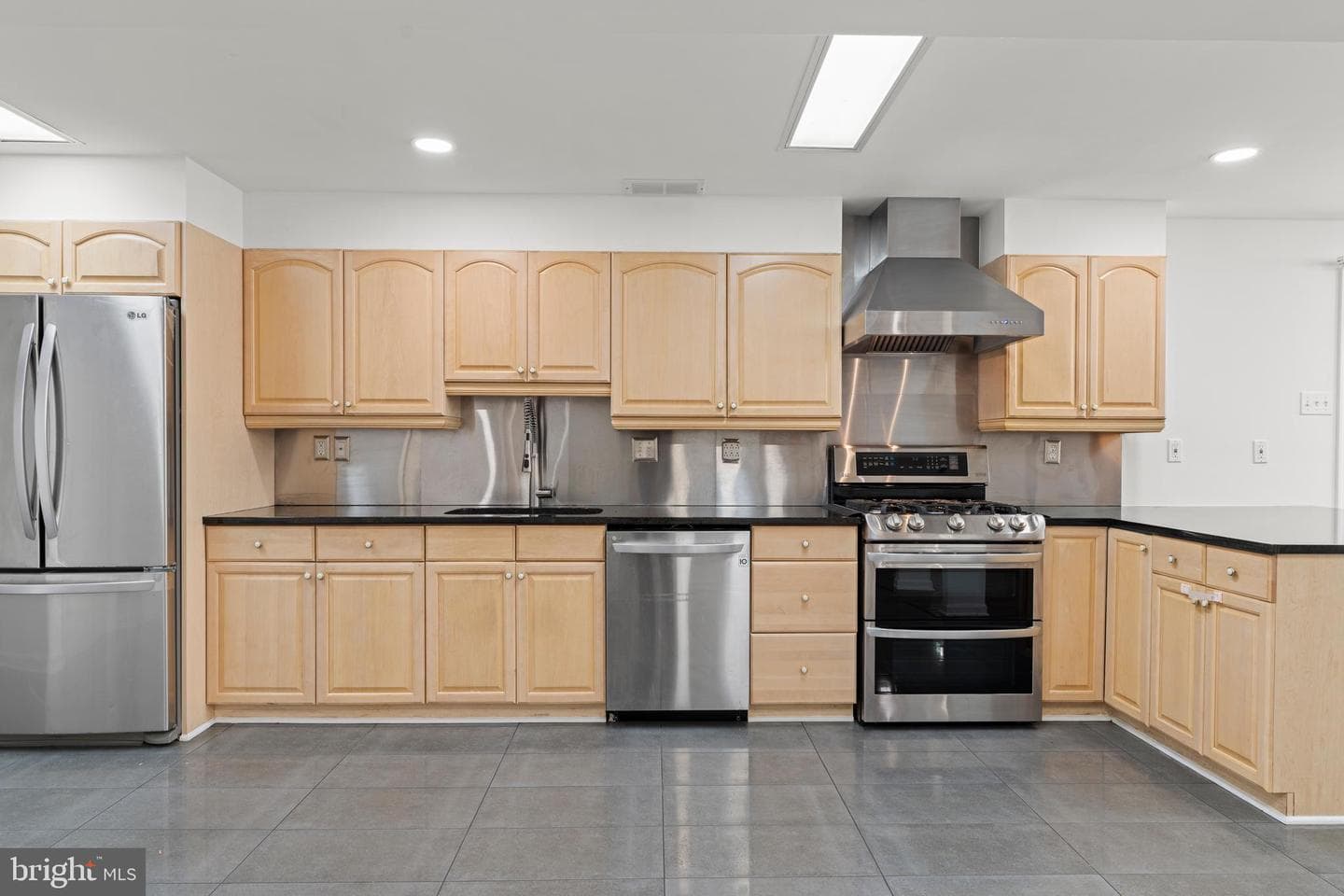 8503 Thornton Road photo 54