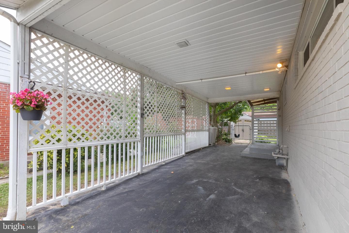 8326 Old Harford Road photo 22