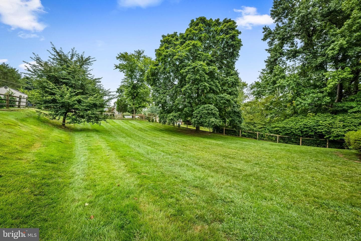 17 Sunnyview Drive photo 43