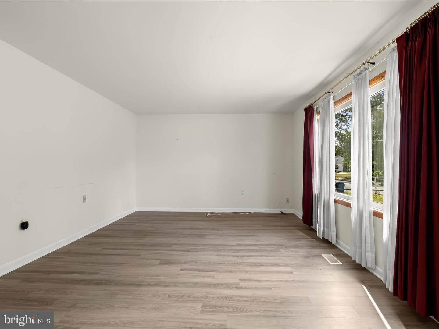 5704 Calverton photo 12