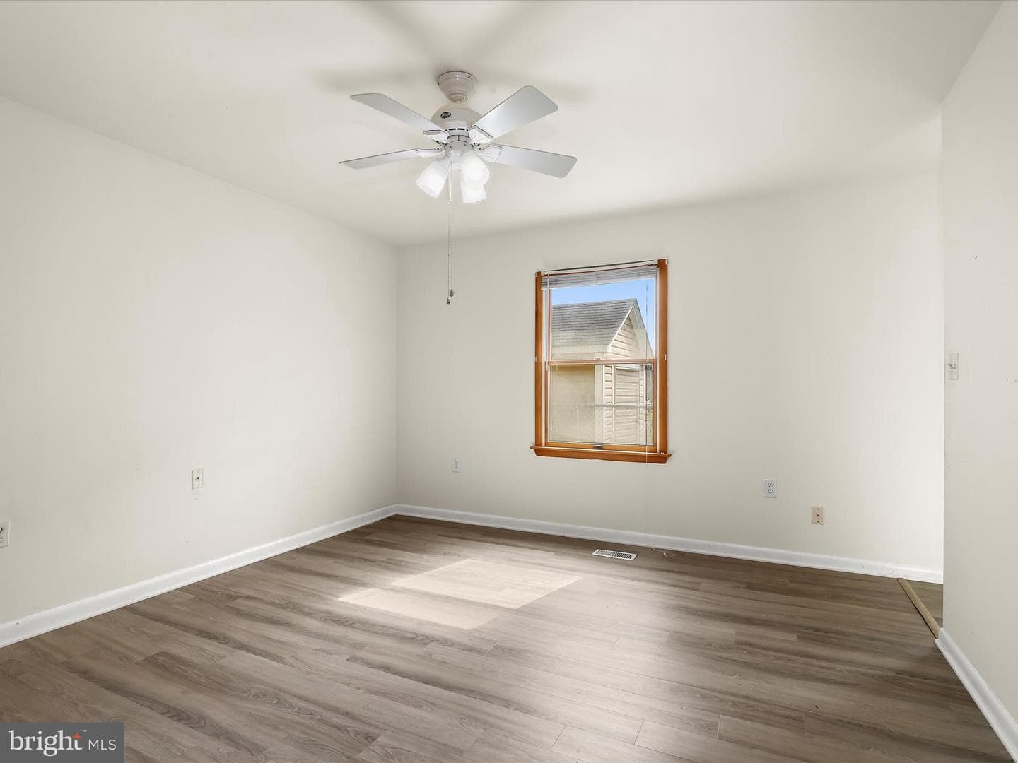 5704 Calverton photo 24
