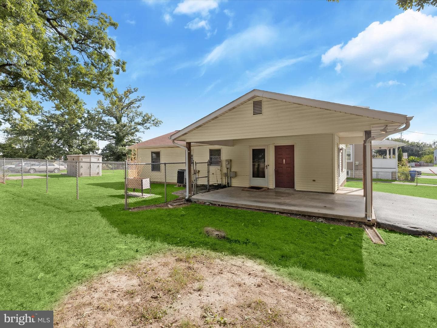 5704 Calverton photo 29