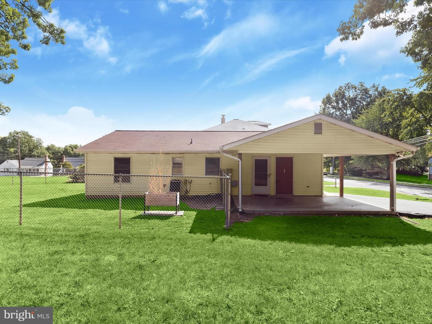 5704 Calverton photo 30