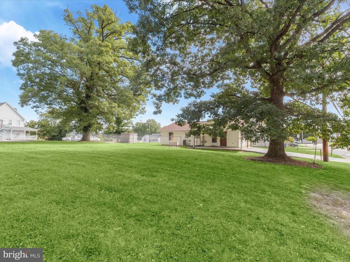 5704 Calverton photo 36