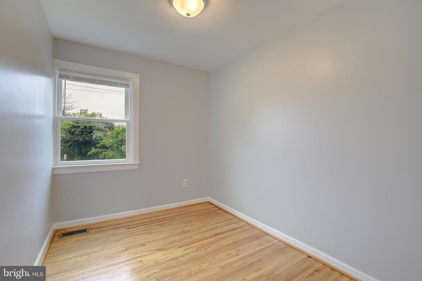 4330 Annapolis Road photo 16