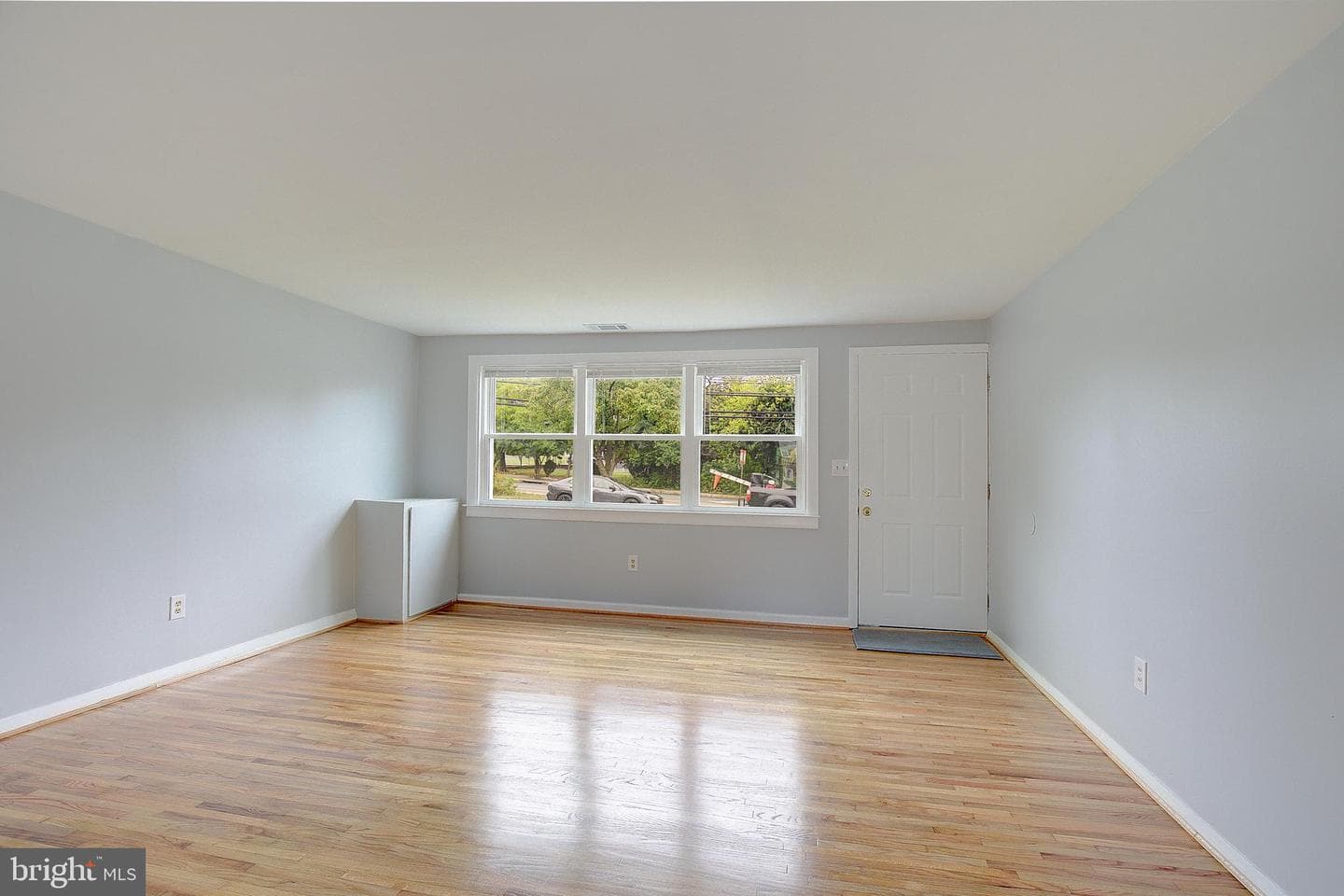 4330 Annapolis Road photo 7