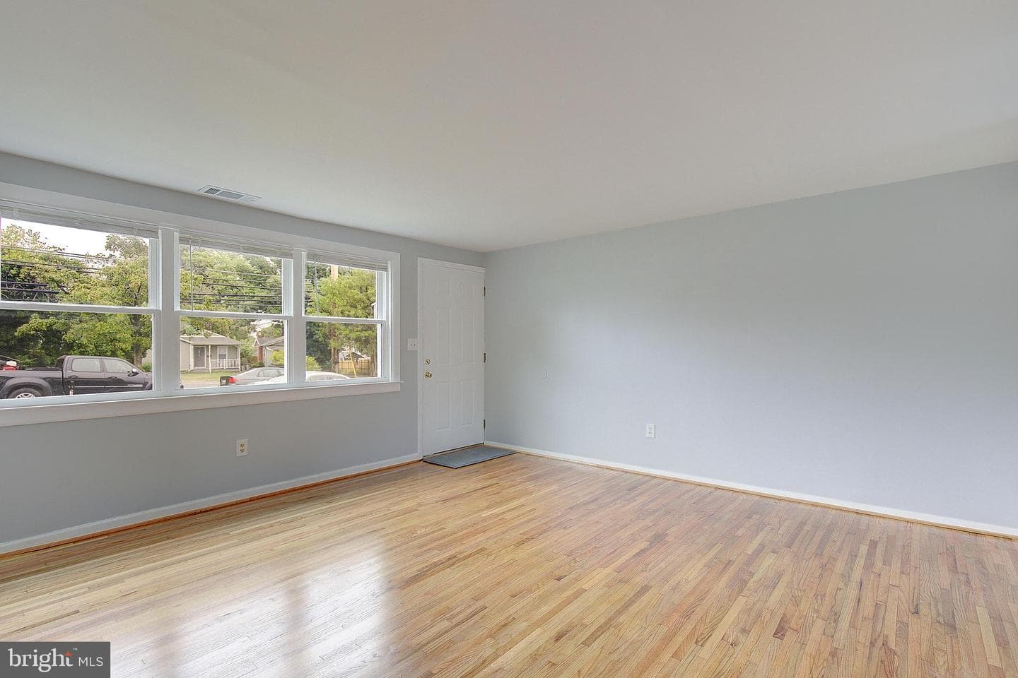 4330 Annapolis Road photo 8