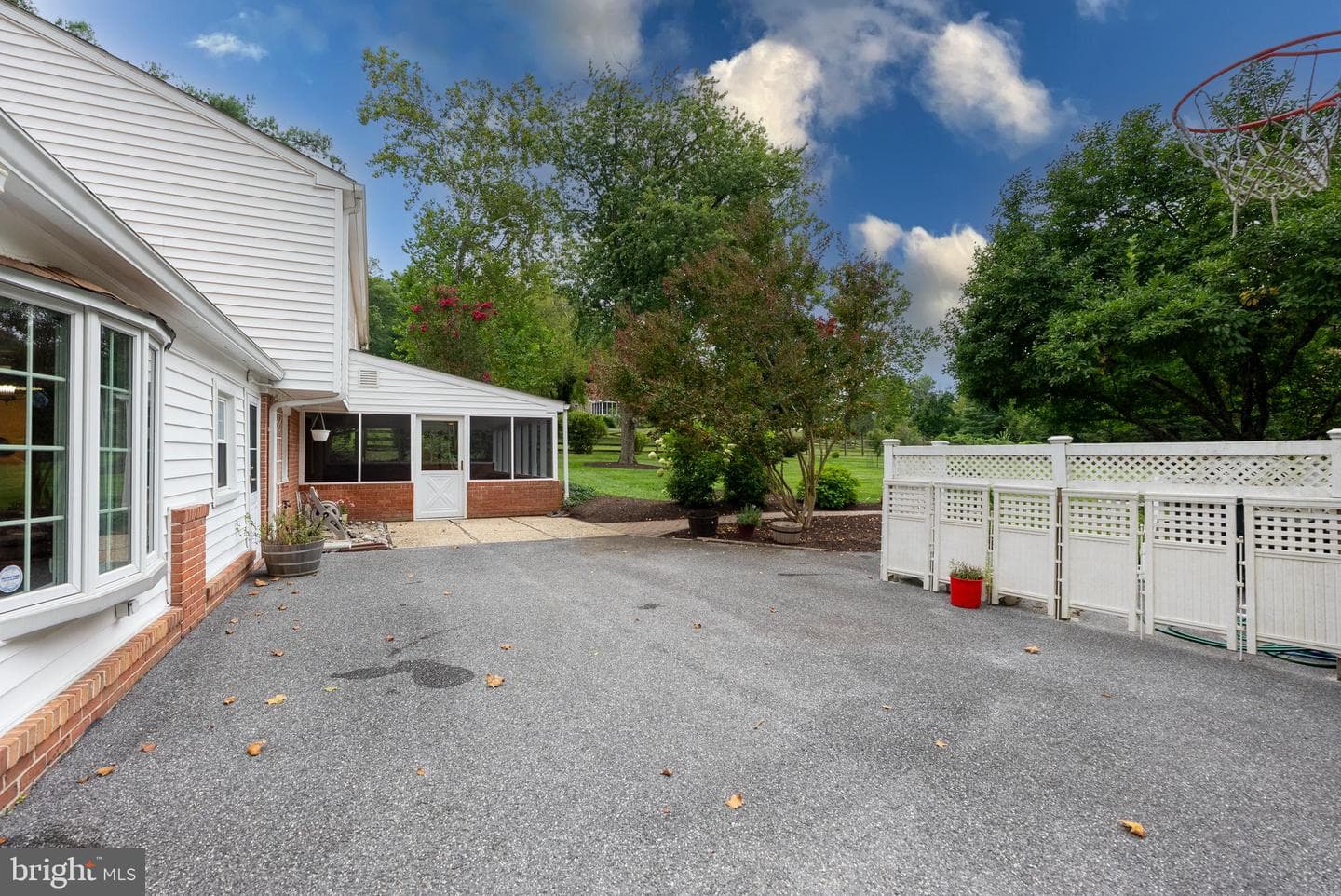 1200 Ridervale Road photo 56