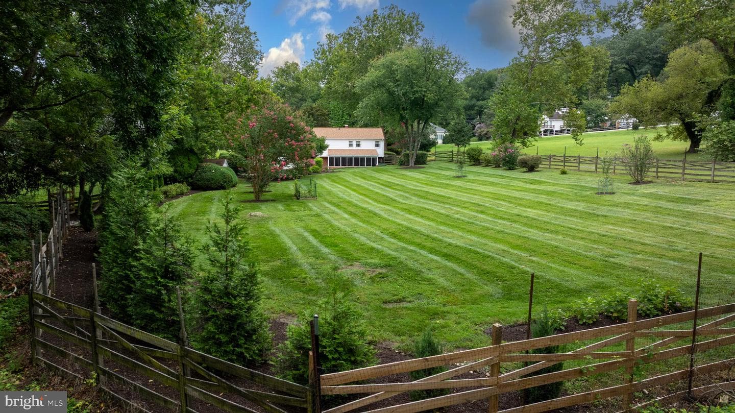 1200 Ridervale Road photo 69