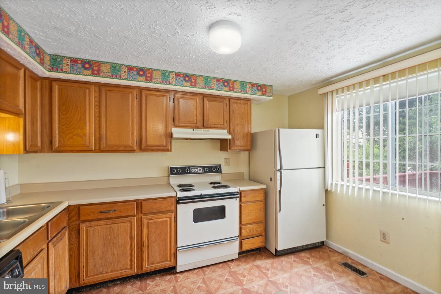 15 Strand Court photo 7