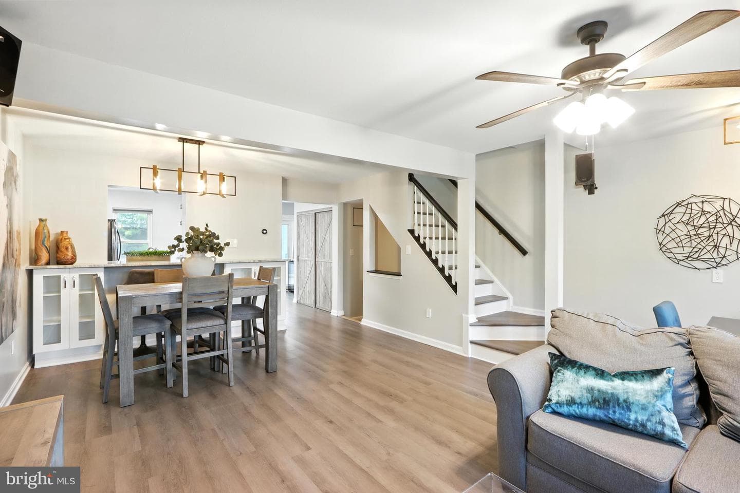 16 Lanhill Court #16 photo 12