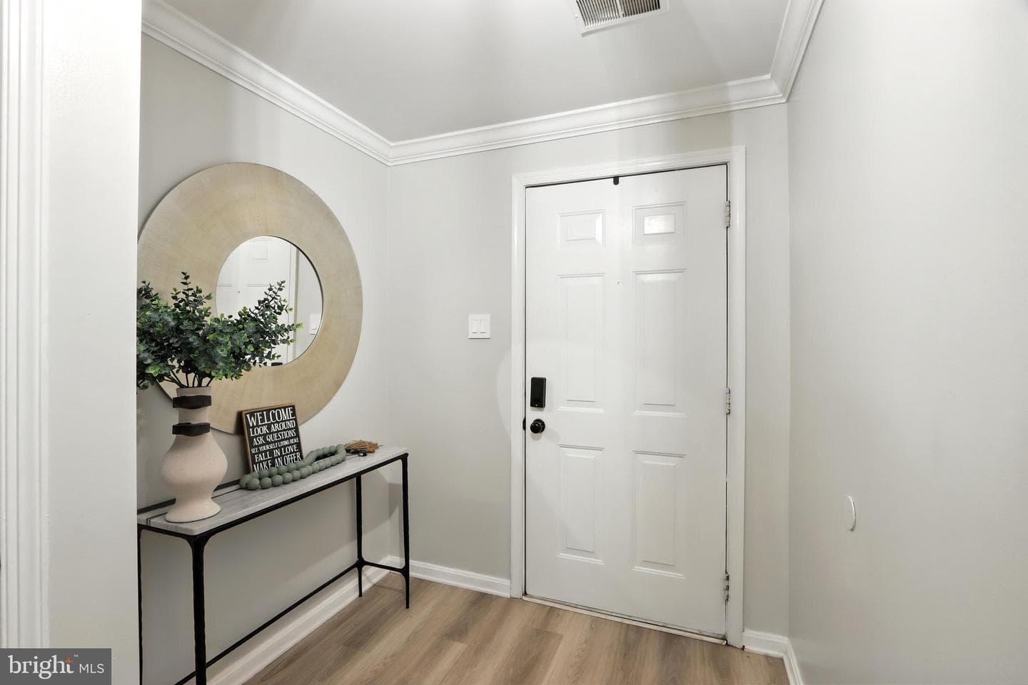 16 Lanhill Court #16 photo 4