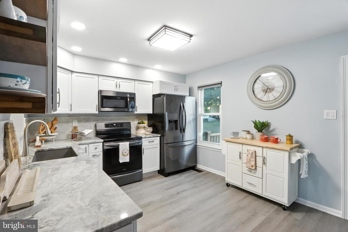 16 Lanhill Court #16 photo 5