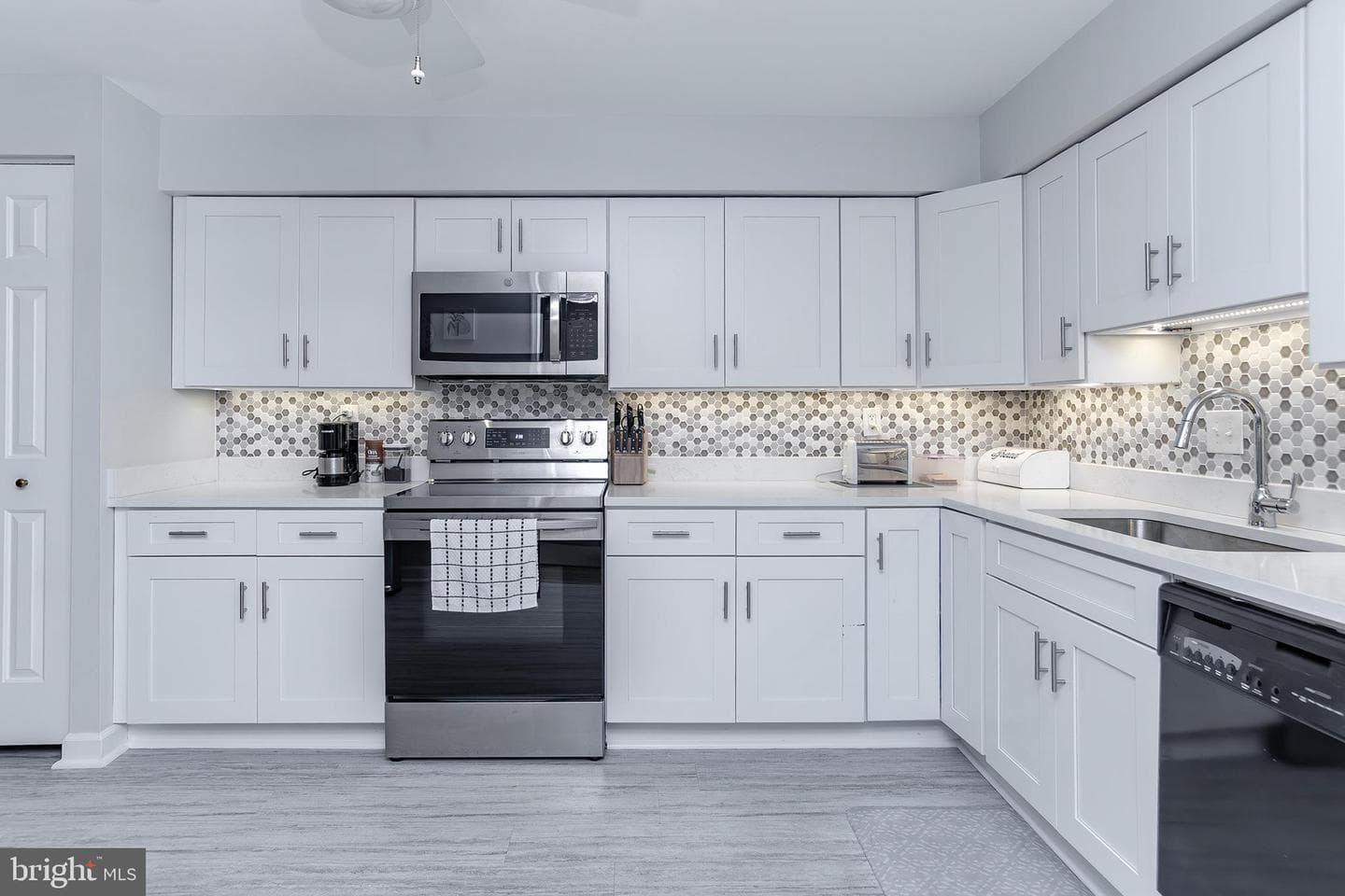 2 Southerly Court #205 photo 25
