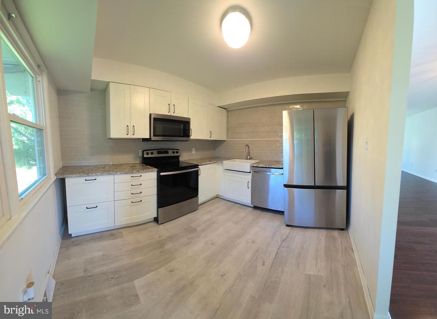 2819 Superior Avenue photo 15