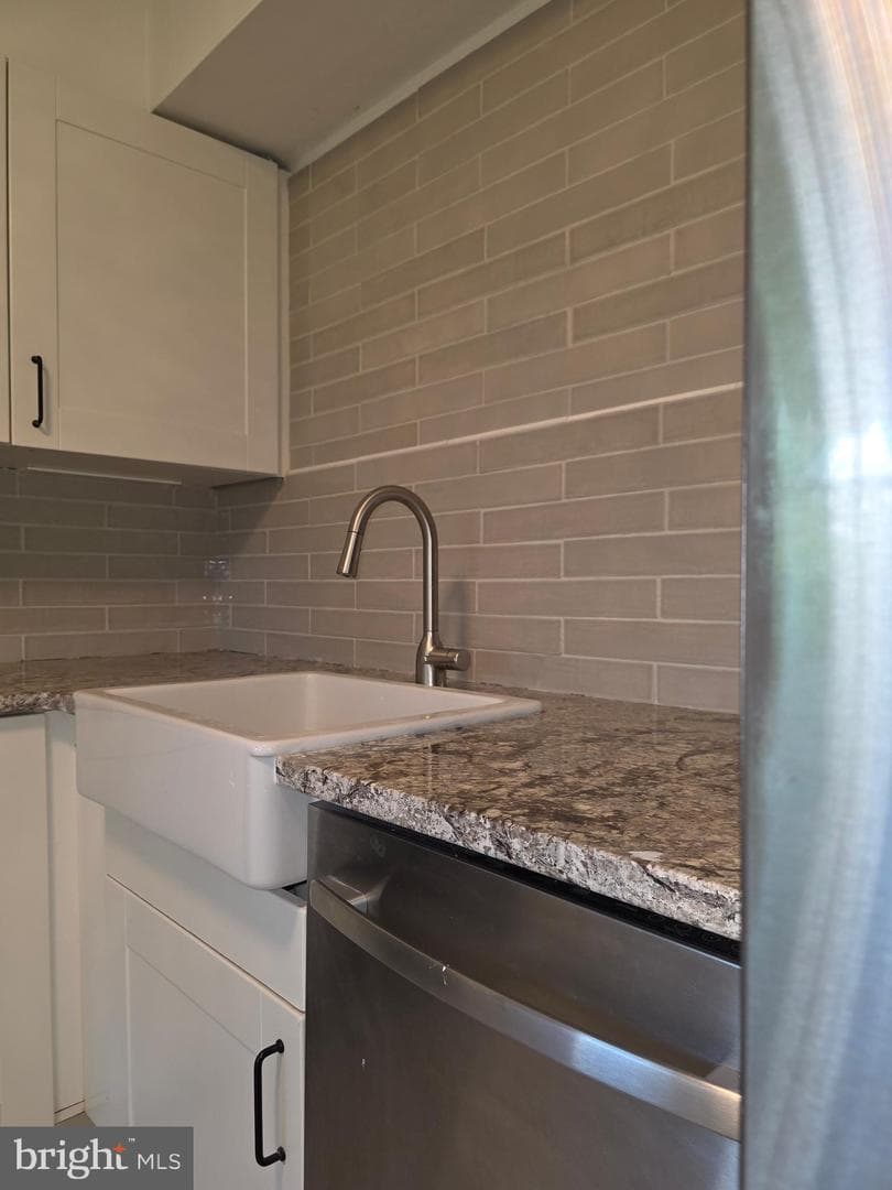 2819 Superior Avenue photo 16